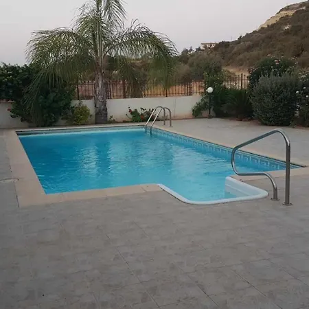 Yasemi Villa Piszúri